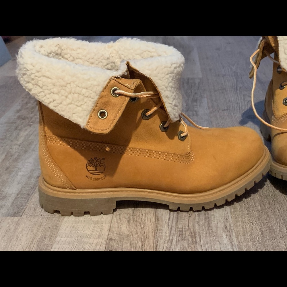 TIMBERLANDS WOMENS SIZE7.5